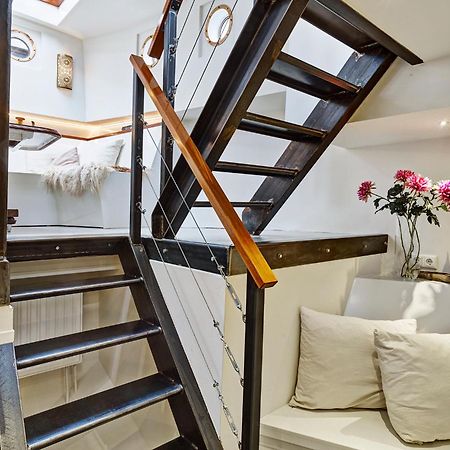 A304 Romantic Seaship In Top Center Amsterdam Luaran gambar
